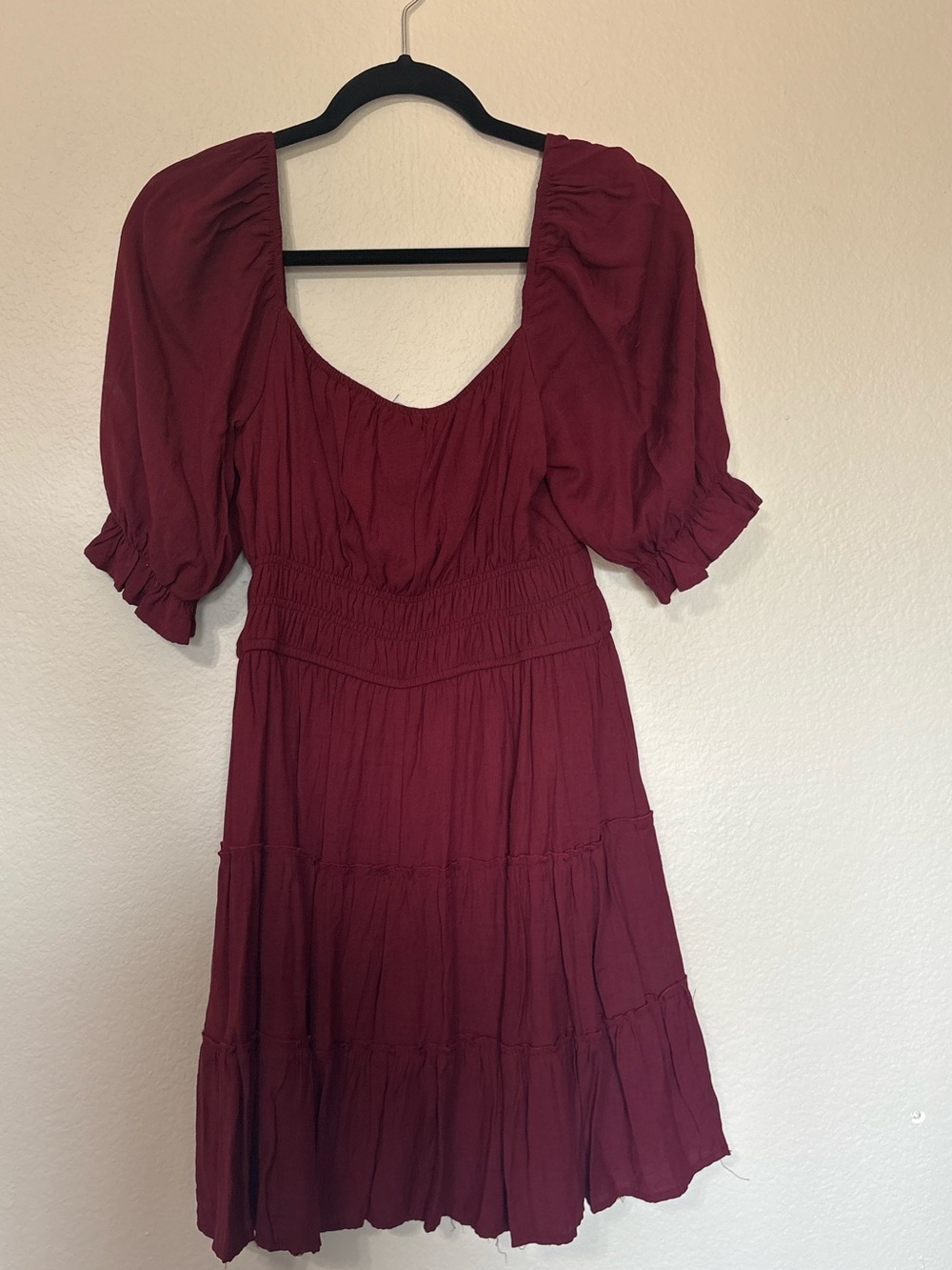 Women's Burgundy Puff Sleeve Tiered Dress